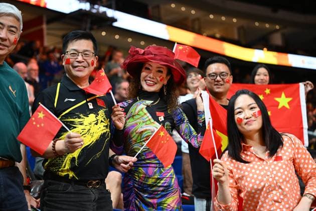 China v France - FIBA Women s Basketball World Cup 2026 Quarter-Final BERLIN, GERMANY - SEPTEMBER 10 : Supporters and fans of China during the FIBA Women s Basketball World Cup quarter final match between China and France in Berlin on September 10, 2026 in Berlin, Germany, 10 09 2026 Berlin Germany  Copyright: xVincentxKalutx