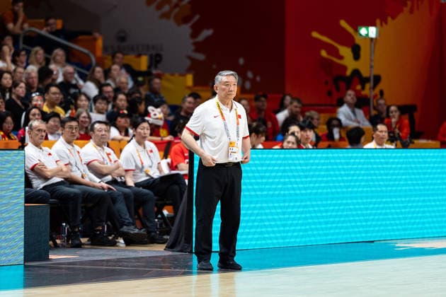 Luming Gong (China, Trainer), GER, China vs. Frankreich, Basketball, FIBA Women s World Cup 2026, Viertelfinale, 10.09.2026 GER, China vs. Frankreich, Basketball, FIBA Women s World Cup 2026, Viertelfinale, 10.09.2026 Berlin Copyright: xEibner-Pressefoto MaxxVincenx EP_MVN