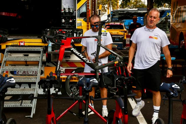 La 18ª etapa de La Vuelta sale este jueves desde El Puerto de Santa María y concluye en el Jerez de la Frontera Ciclistas de La Vuelta salen en la etapa de contrarreloj desde la plaza de toros del Puerto de Santa María. A 10 de septiembre de 2026, Cádiz (Andalucía, Espana). La provincia de Cádiz acoge este jueves, 10 de septiembre, la 18ª etapa de La Vuelta Ciclista a Espana, cuya 81ª edición se celebra entre el 22 de agosto y el 13 de septiembre. 10 SEPTIEMBRE 2026 Cadiz (Andalucia) Cadiz (Andalucia) Espana Copyright: xNachoxFradex 7763398