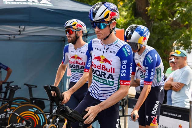 La 18ª etapa de La Vuelta sale este jueves desde El Puerto de Santa María y concluye en el Jerez de la Frontera Ciclistas de La Vuelta salen en la etapa de contrarreloj desde la plaza de toros del Puerto de Santa María. A 10 de septiembre de 2026, Cádiz (Andalucía, Espana). La provincia de Cádiz acoge este jueves, 10 de septiembre, la 18ª etapa de La Vuelta Ciclista a Espana, cuya 81ª edición se celebra entre el 22 de agosto y el 13 de septiembre. 10 SEPTIEMBRE 2026 Cadiz (Andalucia) Cadiz (Andalucia) Espana Copyright: xNachoxFradex 7763405