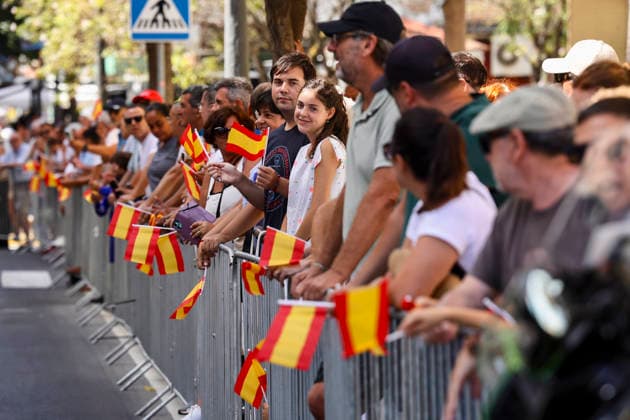 La 18ª etapa de La Vuelta sale este jueves desde El Puerto de Santa María y concluye en el Jerez de la Frontera Ciclistas de La Vuelta salen en la etapa de contrarreloj desde la plaza de toros del Puerto de Santa María. A 10 de septiembre de 2026, Cádiz (Andalucía, Espana). La provincia de Cádiz acoge este jueves, 10 de septiembre, la 18ª etapa de La Vuelta Ciclista a Espana, cuya 81ª edición se celebra entre el 22 de agosto y el 13 de septiembre. 10 SEPTIEMBRE 2026 Cadiz (Andalucia) Cadiz (Andalucia) Espana Copyright: xNachoxFradex 7763412