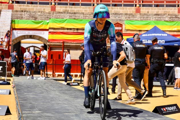 La 18ª etapa de La Vuelta sale este jueves desde El Puerto de Santa María y concluye en el Jerez de la Frontera Ciclistas de La Vuelta salen en la etapa de contrarreloj desde la plaza de toros del Puerto de Santa María. A 10 de septiembre de 2026, Cádiz (Andalucía, Espana). La provincia de Cádiz acoge este jueves, 10 de septiembre, la 18ª etapa de La Vuelta Ciclista a Espana, cuya 81ª edición se celebra entre el 22 de agosto y el 13 de septiembre. 10 SEPTIEMBRE 2026 Cadiz (Andalucia) Cadiz (Andalucia) Espana Copyright: xNachoxFradex 7763430