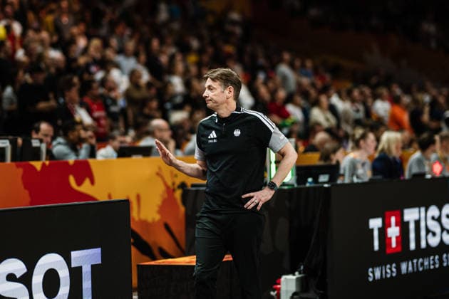 FIBA Women™s Basketball World Cup 2026: Belgien vs. Deutschland, 10.09.2026 Olaf Lange (Trainer Deutschland); Basketball, FIBA Women™s Basketball World Cup 2026, Final Phase, Viertelfinale: Belgien vs. Deutschland am 10.09.2026 in der Uber Arena, Berlin Copyright: xBEAUTIFULxSPORTS Tonhäuserx