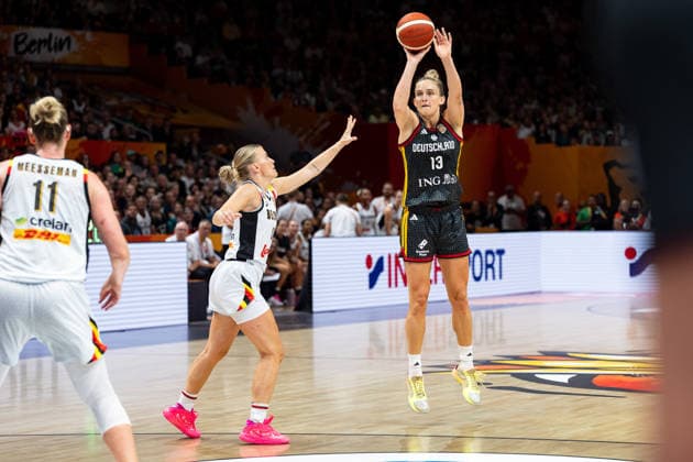 Leonie Fiebich (Deutschland, 13) beim Wurf, GER, Belgien vs. Deutschland, Basketball, FIBA Women s World Cup 2026, Viertelfinale, 10.09.2026 GER, Belgien vs. Deutschland, Basketball, FIBA Women s World Cup 2026, Viertelfinale, 10.09.2026 Berlin Copyright: xEibner-Pressefoto MaxxVincenx EP_MVN