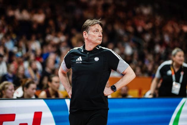 FIBA Women™s Basketball World Cup 2026: Belgien vs. Deutschland, 10.09.2026 Olaf Lange (Trainer Deutschland); Basketball, FIBA Women™s Basketball World Cup 2026, Final Phase, Viertelfinale: Belgien vs. Deutschland am 10.09.2026 in der Uber Arena, Berlin Copyright: xBEAUTIFULxSPORTS Tonhäuserx