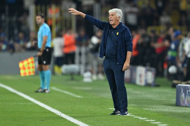 Fenerbahce v AS Roma - UEFA Champions League ISTANBUL, TURKIYE - SEPTEMBER 10: Head coach of AS Roma, Gian Piero Gasperini follows the UEFA Champions League match between Fenerbahce and AS Roma at Chobani Stadium in Istanbul, Turkiye on September 10, 2026. Serhat Cagdas Anadolu Istanbul Turkey. Editorial use only. Please get in touch for any other usage.  Copyright: x2026xAnadoluxSerhatxCagdasx