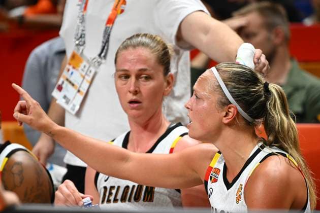 Belgium v Germany - FIBA Women s Basketball World Cup 2026 Quarter-Final BERLIN, GERMANY - SEPTEMBER 10 : Allemand Julie point guard of Belgium and Meesseman Emma power forward of Belgium during the FIBA Women s Basketball World Cup quarter final match between Belgium and Germany in Berlin on September 10, 2026 in Berlin, Germany, 10 09 2026 Berlin Germany  Copyright: xVincentxKalutx