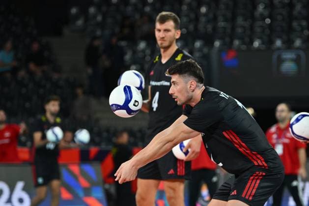 Turkiye v Germany - CEV EuroVolley 2026 Men CLUJ-NAPOCA, ROMANIA - SEPTEMBER 10: Abdulsamet Yalcin of Turkiye warms up ahead of the CEV EuroVolley 2026 match between Turkiye and Germany at the BTarena in Cluj-Napoca, Romania, on September 10, 2026. Alex Nicodim Anadolu Cluj-Napoca Romania. Editorial use only. Please get in touch for any other usage.  Copyright: x2026xAnadoluxAlexxNicodimx