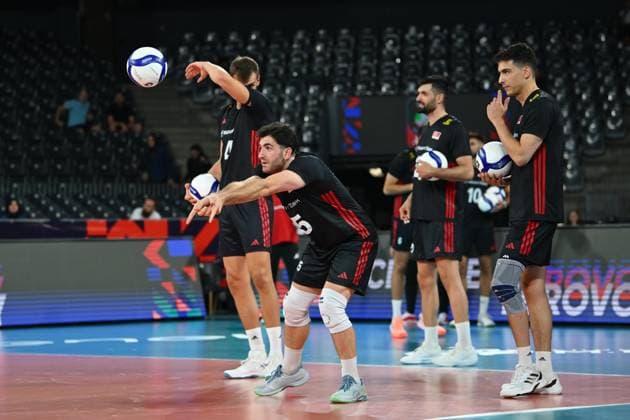 Turkiye v Germany - CEV EuroVolley 2026 Men CLUJ-NAPOCA, ROMANIA - SEPTEMBER 10: Abdulsamet Yalcin (5) of Turkiye warms up ahead of the CEV EuroVolley 2026 match between Turkiye and Germany at the BTarena in Cluj-Napoca, Romania, on September 10, 2026. Alex Nicodim Anadolu Cluj-Napoca Romania. Editorial use only. Please get in touch for any other usage.  Copyright: x2026xAnadoluxAlexxNicodimx
