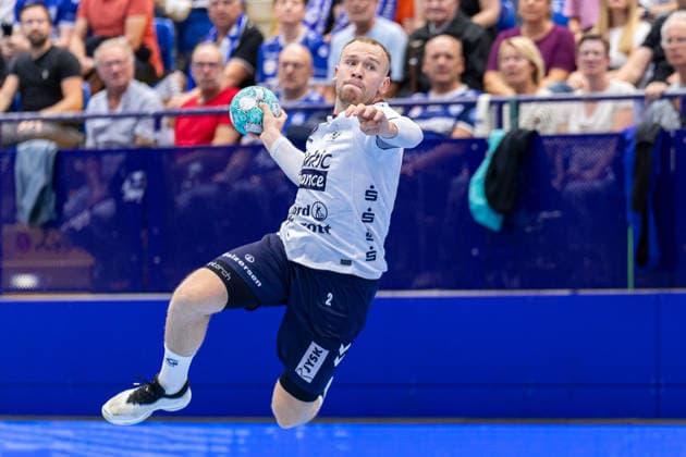Simon Pytlick (SG Flensburg-Handewitt, 02) im Torwurf GER, TBV Lemgo Lippe vs. SG Flensburg-Handewitt, Handball, 1. Bundesliga, 4. Spieltag, Spielzeit 2026 2027, 10.09.2026 GER, TBV Lemgo Lippe vs. SG Flensburg-Handewitt, Handball, 1. Bundesliga, 4. Spieltag, Spielzeit 2026 2027, 10.09.2026 Lemgo Copyright: xEibner-Pressefoto JanxRollingerx EP_JSK