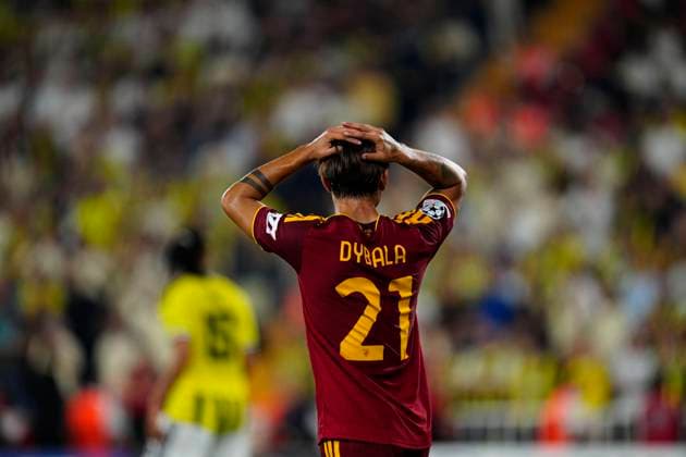 10.09 2026 - SOCCER - 2026 27 UEFA CHAMPIONS LEAGUE League Phase Fenerbahce SK v AS Roma Paulo Dybala of AS Roma shows disappointment during the match ISTANBUL Fenerbahce Sükrü Saracoglu Spor Kompleksi Istanbul TURKEY Copyright: xYagizxGurtugx xPsxImagesxYagizxGurtugx xPsxImagesx