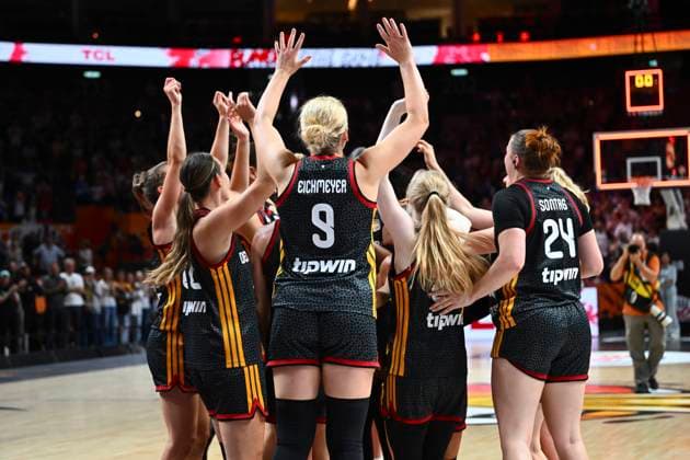 Belgium v Germany - FIBA Women s Basketball World Cup 2026 Quarter-Final BERLIN, GERMANY - SEPTEMBER 10 : players of Germany celebrate the victory after the FIBA Women s Basketball World Cup quarter final match between Belgium and Germany in Berlin on September 10, 2026 in Berlin, Germany, 10 09 2026 Berlin Germany  Copyright: xVincentxKalutx
