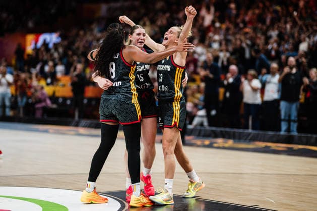 FIBA Women™s Basketball World Cup 2026: Belgien vs. Deutschland, 10.09.2026 Deutschland gewinnt gegen Belgien, jubeln, JUBEL, Feier, feiern, Luisa Geiselsoder (Deutschland, 15), Leonie Fiebich (Deutschland, 13), Nyara Sabally (Deutschland, 8); Basketball, FIBA Women™s Basketball World Cup 2026, Final Phase, Viertelfinale: Belgien vs. Deutschland am 10.09.2026 in der Uber Arena, Berlin Copyright: xBEAUTIFULxSPORTS Tonhäuserx