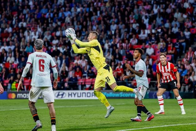 EINDHOVEN , 10-09-2026 , Philips stadium, season 2026 2027 , UEFA Champions League football , match between PSV and Shakhtar Donetsk, picture shows Shakhtar Donetsk keeper Dmytro Riznyk PSV - Shakhtar Donetsk  x206827450x Copyright: