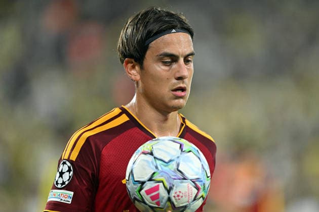 Fenerbahce v AS Roma - UEFA Champions League ISTANBUL, TURKIYE - SEPTEMBER 10: Roma’s Paulo Dybala (21) in action during the UEFA Champions League match between Fenerbahce and Roma at Chobani Stadium in Istanbul, Turkiye, on September 10, 2026. Serhat Cagdas Anadolu Istanbul Turkey. Editorial use only. Please get in touch for any other usage.  Copyright: x2026xAnadoluxSerhatxCagdasx