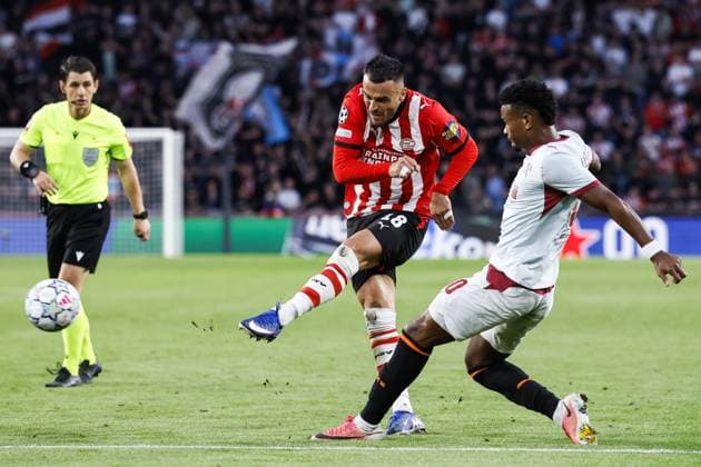 EINDHOVEN - (lr) Filip KostiÄ‡ of PSV Eindhoven, Alisson Santana of FC Shakhtar Donetsk during the UEFA Champions League match between PSV Eindhoven and Shakhtar Donetsk at the Philips Stadium on 10 September 2026 in Eindhoven, the Netherlands. MAURICE VAN STEEN ANP xVIxANPxSportx xxANPxIVx 567924534 originalFilename: 567924534.jpg
