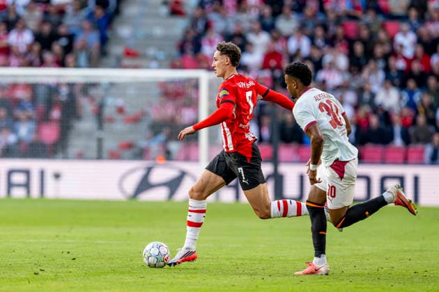 EINDHOVEN - PSV Eindhoven forward Ruben van Bommel during the UEFA Champions League match between PSV and Shakhtar Donetsk at Philips Stadion on 10 september 2026 in Eindhoven, Nederland. (Photo by DeFodi Images) -