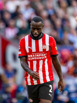 EINDHOVEN - PSV Eindhoven defender Lutsharel Geertruida during the UEFA Champions League match between PSV and Shakhtar Donetsk in Philips Stadion on 10 september 2026 in Eindhoven, Nederland. (Photo by DeFodi Images) -