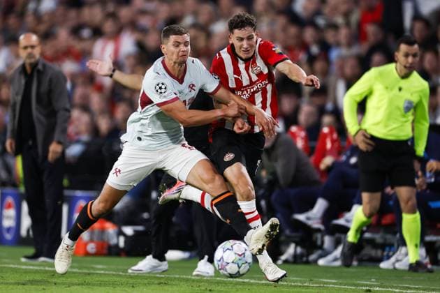EINDHOVEN - (lr) Valeriy Bondar of FC Shakhtar Donetsk, Ruben van Bommel of PSV Eindhoven during the UEFA Champions League match between PSV Eindhoven and Shakhtar Donetsk at the Philips Stadium on 10 September 2026 in Eindhoven, the Netherlands. MAURICE VAN STEEN ANP xVIxANPxSportx xxANPxIVx 567925438 originalFilename: 567925438.jpg