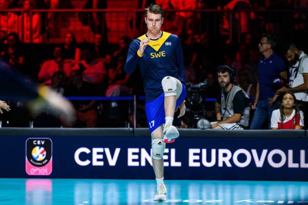 260910 Mans Eriksson of Sweden ahead of the CEV EuroVolley 2026 group stage volleyball match between Italy and Sweden on September 10, 2026 in Naples. Photo: Domenico Cippitelli BILDBYRAN COP 18 XY0128 volleyboll volleyball volleyboll-em italien sverige cev eurovolley 2026 italy sweden bbeng em Copyright: DomenicoxCippitelli BB260910BB484