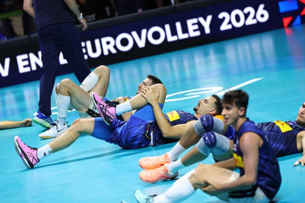 Italian national team, Nationalteam warm-up during the opening match of the CEV Enel Eurovolley 2026, between Italy and Sweden, Piazza del Plebiscito, Naples, September 10, 2026.  Copyright: xAlessandroxGarofalo LaPressex