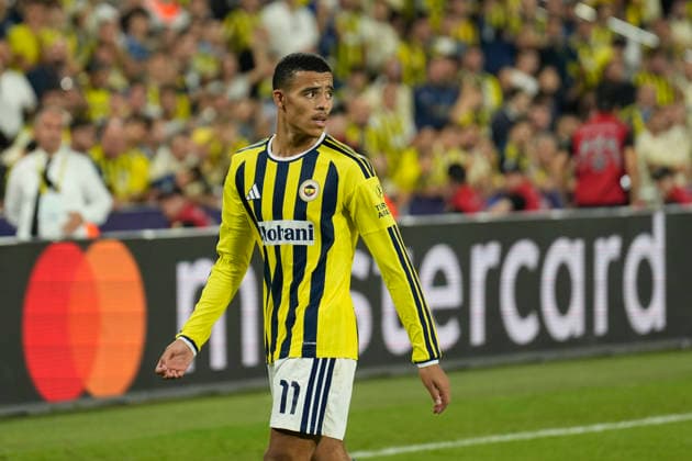 September 10, 2026, Kadikoy, Istanbul, Turkey: Mason Greenwood (C) of Fenerbahce looks on during the UEFA Champions League - League Phase, Matchday 1 - football match between Fenerbahce and AS Roma at Sukru Saracoglu Stadium in Istanbul, Turkey, on September 10, 2026. UEFA Champions League - Fenerbahce V AS Roma  - ZUMAu194 20260910_zip_u194_042 Copyright: xTolgaxUluturkx