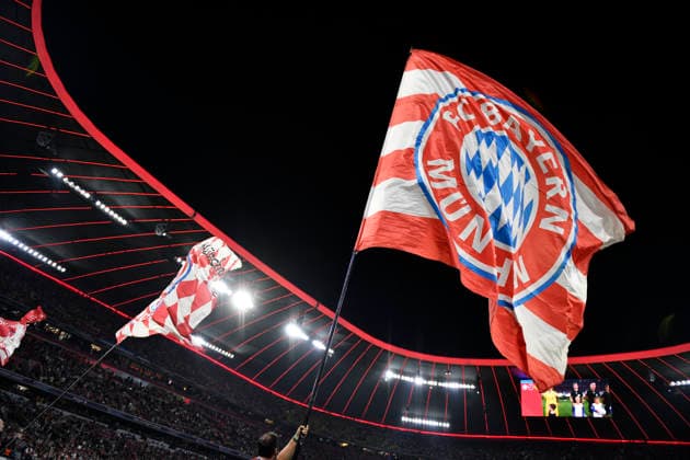 vor Spielbeginn: Fahnenschwenker Logo FC Bayern Muenchen FC Bayern Muenchen FCB vs Bodoe Glimt 10.09.2026 DFL REGULATIONS PROHIBIT ANY USE OF PHOTOGRAPHS AS IMAGE SEQUENCES AND OR QUASI-VIDEO FC Bayern Muenchen FCB vs Bodoe Glimt