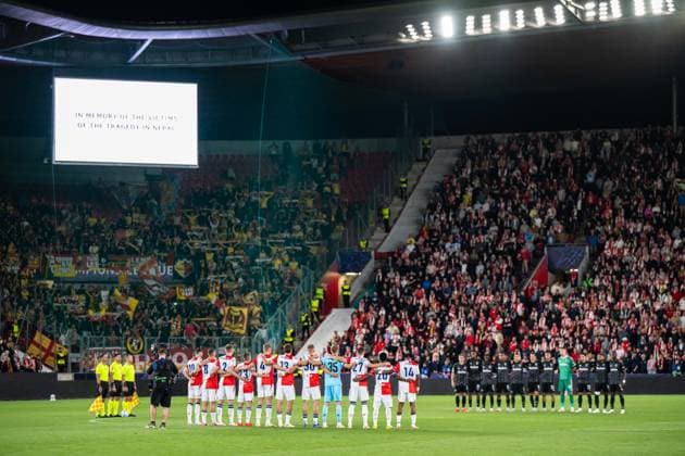 Both team in a still time for a Nepal during UEFA Champions league match, SK Slavia Praha - RC Lens , 10 september 2026, Fortuna Arena, Praha, Czech republic Copyright: xMICHALxFAJT,ZOSPORTU.SKx MAR_1653