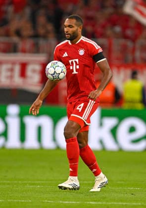 10.09.2026, Fussball UEFA Championsleague 2026 2027: 1.Spieltag, FC Bayern München - FK Bodo Glimt, in der Allianz-Arena München, Jonathan Tah (FC Bayern München) am Ball.
