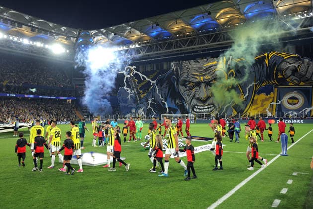 2026-09-10 Fenerbahce SK v AS Roma - UEFA Champions League 2026 27 League Phase MD1 ISTANBUL, TURKEY - SEPTEMBER 10: supporters of Fenerbahce with banner and firework during the UEFA Champions League 2026 27 League Phase MD1 match between Fenerbahce SK and AS Roma at Sukru Saracoglu Stadium on September 10, 2026 in Istanbul, Turkey. (Photo by BSR Agency) Istanbul Turkey Content not available for redistribution in The Netherlands directly or indirectly through any third parties. Copyright: xBSRxAgencyx