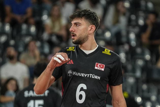 Turkiye v Germany - CEV EuroVolley 2026 Men CLUJ-NAPOCA, ROMANIA - SEPTEMBER 10: Gokcen Yuksel of Turkiye in action during of the CEV EuroVolley 2026 match between Turkiye and Germany at the BTarena in Cluj-Napoca, Romania, on September 10, 2026. Osmancan Gurdogan Anadolu Cluj-Napoca Romania. Editorial use only. Please get in touch for any other usage.  Copyright: x2026xAnadoluxOsmancanxGurdoganx