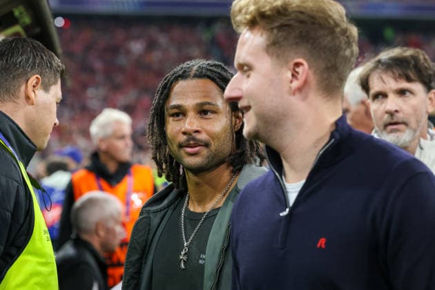 Der verletzte Serge Gnabry (FC Bayern Muenchen, 07), GER, FC Bayern Muenchen vs. FK Bodo Glimt, Fussball, UEFA Champions League, Liga-Phase, 1. Spieltag, Saison 2026 2027, 10.09.2026, GER, FC Bayern Muenchen vs. FK Bodo Glimt, Fussball, UEFA Champions League, Liga-Phase, 1. Spieltag, Saison 2026 2027, 10.09.2026 Muenchen Copyright: xEibner-Pressefoto JennixMaulx EP_JML