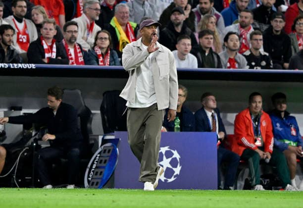 Trainer Coach Vincent Kompany FC Bayern Muenchen FCB am Spielfeldrand Gestik Geste FC Bayern Muenchen FCB vs Bodoe Glimt 10.09.2026 DFL REGULATIONS PROHIBIT ANY USE OF PHOTOGRAPHS AS IMAGE SEQUENCES AND OR QUASI-VIDEO FC Bayern Muenchen FCB vs Bodoe Glimt