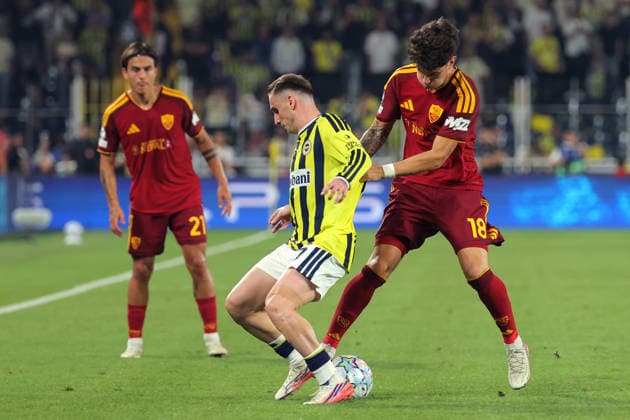 2026-09-10 Fenerbahce SK v AS Roma - UEFA Champions League 2026 27 League Phase MD1 ISTANBUL, TURKEY - SEPTEMBER 10: Kerem Akturkoglu of Fenerbahce, Matias Soule of AS Roma during the UEFA Champions League 2026 27 League Phase MD1 match between Fenerbahce SK and AS Roma at Sukru Saracoglu Stadium on September 10, 2026 in Istanbul, Turkey. (Photo by BSR Agency) Istanbul Turkey Content not available for redistribution in The Netherlands directly or indirectly through any third parties. Copyright: xBSRxAgencyx