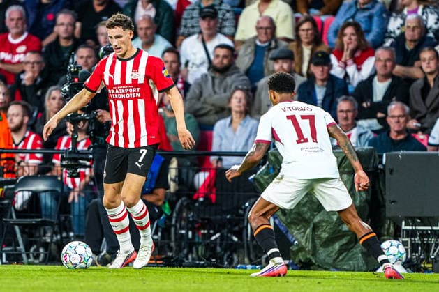 2026-09-10 PSV Eindhoven v Shaktar Donetsk - Champions League EINDHOVEN, NETHERLANDS - SEPTEMBER 10: Ruben van Bommel of PSV Eindhoven battles for possession with Vinicius Tobias of FC Shakhtar Donetsk during the Champions League match between PSV Eindhoven and Shaktar Donetsk at Philips Stadion on September 10, 2026 in Eindhoven, Netherlands. Eindhoven Philips Stadion Netherlands Content not available for redistribution in The Netherlands directly or indirectly through any third parties. Copyright: xAndrexWeeningx
