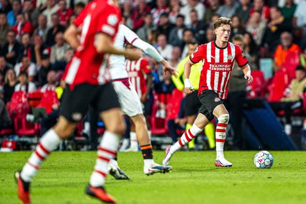 2026-09-10 PSV Eindhoven v Shaktar Donetsk - Champions League EINDHOVEN, NETHERLANDS - SEPTEMBER 10: Paul Wanner of PSV Eindhoven runs with the ball during the Champions League match between PSV Eindhoven and Shaktar Donetsk at Philips Stadion on September 10, 2026 in Eindhoven, Netherlands. Eindhoven Philips Stadion Netherlands Content not available for redistribution in The Netherlands directly or indirectly through any third parties. Copyright: xAndrexWeeningx