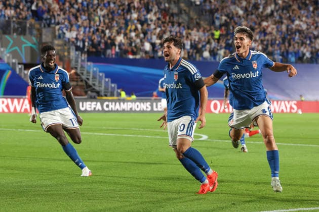 Como 1907 v RB Leipzig - UEFA Champions League - Season 2026-2027 Como, Italy, 10th September 2026. Martin Baturina of Como 1907 celebrates with team mates Alex Valle and Assane Diao after scoring to give the side a 1-0 lead during the Como 1907 vs RB Leipzig UEFA Champions League, group phase match at Stadio Giuseppe Sinigaglia, Como. Picture credit should read: Jonathan Moscrop Como Stadio Giuseppe Sinigaglia Italy