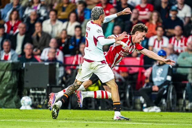 2026-09-10 PSV Eindhoven v Shaktar Donetsk - Champions League EINDHOVEN, NETHERLANDS - SEPTEMBER 10: Paul Wanner of PSV Eindhoven battles for possession with Marlon Gomes of FC Shakhtar Donetsk during the Champions League match between PSV Eindhoven and Shaktar Donetsk at Philips Stadion on September 10, 2026 in Eindhoven, Netherlands. Eindhoven Philips Stadion Netherlands Content not available for redistribution in The Netherlands directly or indirectly through any third parties. Copyright: xAndrexWeeningx