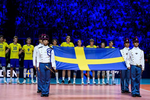 260910 Players of Sweden during the national anthem ahead of the CEV EuroVolley 2026 group stage volleyball match between Italy and Sweden on September 10, 2026 in Naples. Photo: Domenico Cippitelli BILDBYRAN COP 18 XY0128 volleyboll volleyball volleyboll-em italien sverige cev eurovolley 2026 italy sweden bbeng em Copyright: DomenicoxCippitelli BB260910BB693