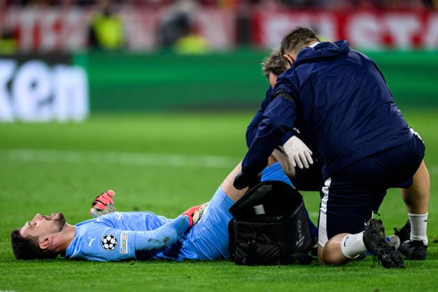 260910 Goalkeeper Nikita Haikin of Bodo Glimt in pain during the UEFA Champions League football match between Bayern München and Bodo Glimt on September 10, 2026 in Munich. Photo: Marius Simensen BILDBYRAN COP 238 MM0073 bbeng football fotball fotboll soccer uefa champions league mesterligaen bodo glimt bayern münchen skada Copyright: MARIUSxSIMENSEN BB260910BB705