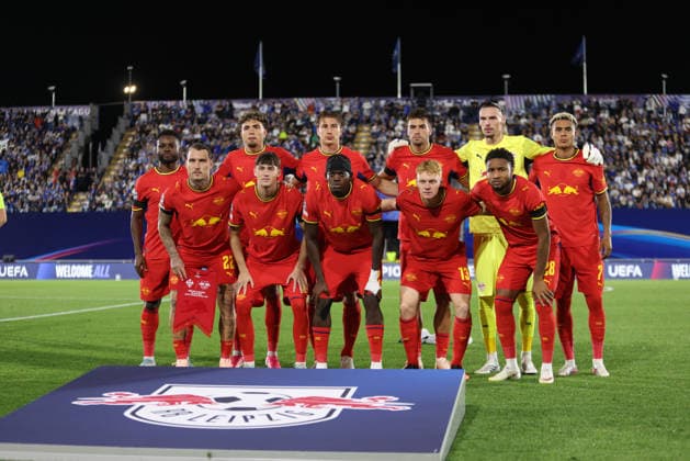 IPA88368425 - RB Leipzig team photo taken during the UEFA Champions League 2026 27 season soccer match between Como 1907 and RB Leipzig on September 10, 2026, at Giuseppe Sinigaglia Stadium in Como, Italy. Photo by Nderim KACELI  Copyright: xNderimxKaceli IPAxSportx xx IPA88368425