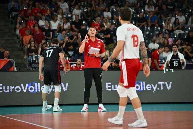 Turkiye v Germany - CEV EuroVolley 2026 Men CLUJ-NAPOCA, ROMANIA - SEPTEMBER 10: Slobodan Kovac, head coach of Turkiye is seen during the CEV EuroVolley 2026 match between Turkiye and Germany at the BTarena in Cluj-Napoca, Romania, on September 10, 2026. Alex Nicodim Anadolu Cluj-napoca Romania. Editorial use only. Please get in touch for any other usage.  Copyright: x2026xAnadoluxAlexxNicodimx
