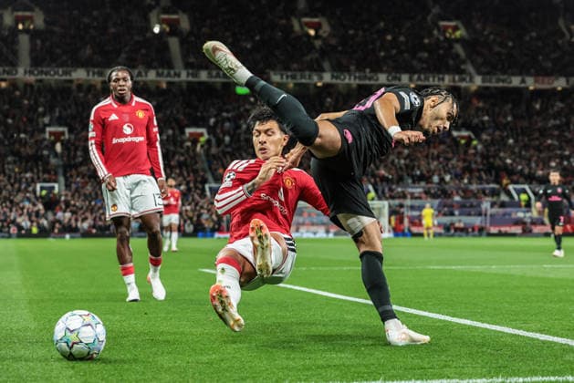 Manchester United, ManU v Sabah FC - UEFA Champions League 2026 27 League Phase MD1 Lisandro Martinez of Manchester United and Akim Zedadka of Sabah FK compete for the ball during the UEFA Champions League Matchday 1 of 8 match between Manchester United and Sabah FK at Old Trafford in Manchester, United Kingdom, on September 10, 2026. Manchester Greater Manchester United Kingdom  Copyright: xNewsxImagesx originalFilename:cosgrove-uefacham260910_npRgM.jpg