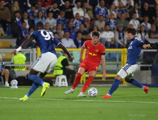 IPA88368789 - Romulo of RB Leipzig during the 2026–27 UEFA Champions League soccer match between Como 1907 and RB Leipzig on September 10, 2026, at Giuseppe Sinigaglia Stadium in Como, Italy. Photo by Nderim KACELI  Copyright: xNderimxKaceli IPAxSportx xx IPA88368789