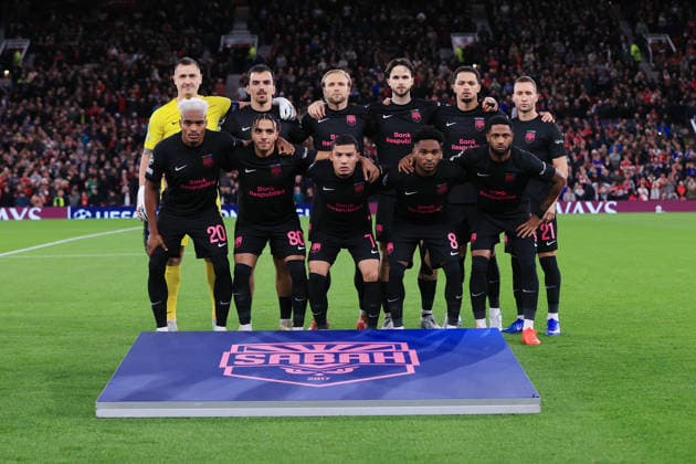 Football - UEFA Champions League - League Phase - Manchester United, ManU v Sabah FK 10th September 2026 - UEFA Champions League - League Phase - Manchester United v Sabah FK - Sabah pose for a team group, Mannschaftsbild, Totale photo - Photo: Simon Stacpoole Offside. Manchester UK Copyright: xSimonxStacpoolexOffside