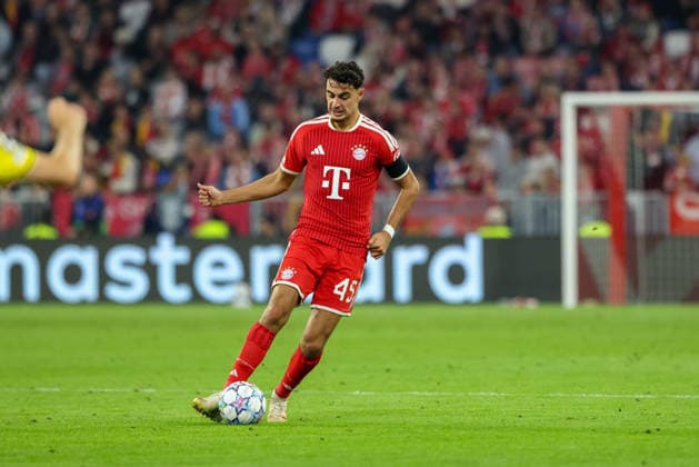 Aleksandar Pavlovic (FC Bayern Muenchen, 45) mit Ball, GER, FC Bayern Muenchen vs. FK Bodo Glimt, Fussball, UEFA Champions League, Liga-Phase, 1. Spieltag, Saison 2026 2027, 10.09.2026, GER, FC Bayern Muenchen vs. FK Bodo Glimt, Fussball, UEFA Champions League, Liga-Phase, 1. Spieltag, Saison 2026 2027, 10.09.2026 Muenchen Copyright: xEibner-Pressefoto JennixMaulx EP_JML