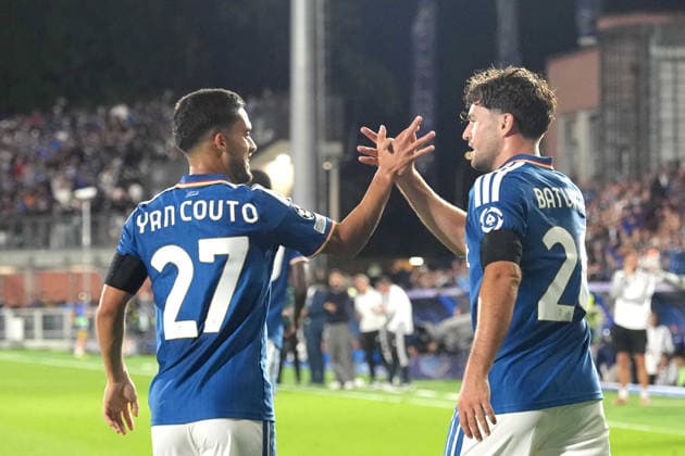 Como™s Martin Baturina celebrates after scoring 1-0 , Como™s Yan Couto during the UEFA Champions League football match between Como and RB Leipzig - Champions League 2026 2027 - Giuseppe Sinigallia in Como , north Italy - Thursday , September 10 , 2026. - Soccer  Copyright: xSpada LaPressex