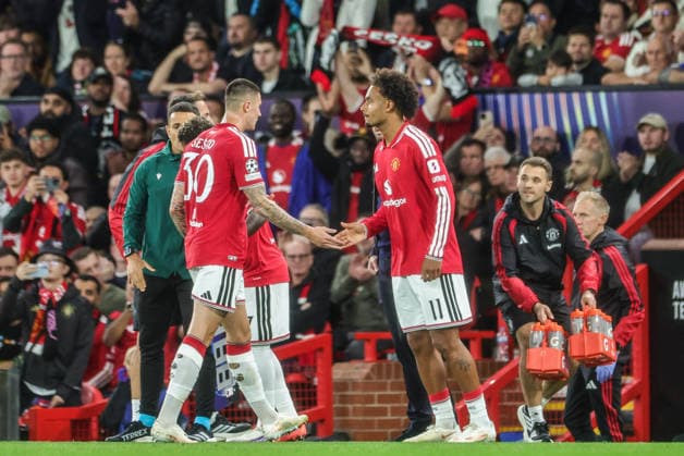 UEFA Champions League Matchday 1 of 8 Manchester United, ManU v Sabah FK Benjamin Sesko of Manchester United is substituted off for Joshua Zirkzee of Manchester United during the UEFA Champions League Matchday 1 of 8 match Manchester United vs Sabah FK at Old Trafford, Manchester, United Kingdom on 10 September 2026 (Photo by Mark Cosgrove News Images) Manchester Old Trafford Greater Manchester United Kingdom Copyright: xMarkxCosgrove NewsxImagesx
