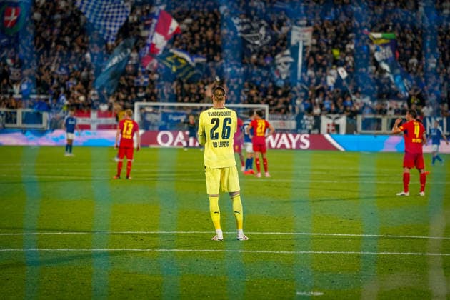 Italien: Fussball UEFA Champions League 2026 - 2027, 1. Spieltag - Como 1907 vs RB Leipzig - Giuseppe Sinigaglia (Como): Maarten Vandevoordt (RB Leipzig, 26) Ernüchterung, Gegentreffer Copyright: xJOERANxSTEINSIEKx