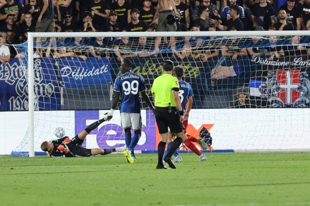 September 10, 2026, Como, COMO: Como sAndrija Maksimovic RB Leipzig goal during the Uefa Champions league match soccer match between Como And RB Leipzig at the Giuseppe Sinigallia stadium in Como, 10 September 2026 .ANSA ANTONIO SAIA. Soccer: Champions League, Como-Lipsia  - ZUMAa110 20260910_zaf_a110_046 Copyright: xAntonioxSaiax